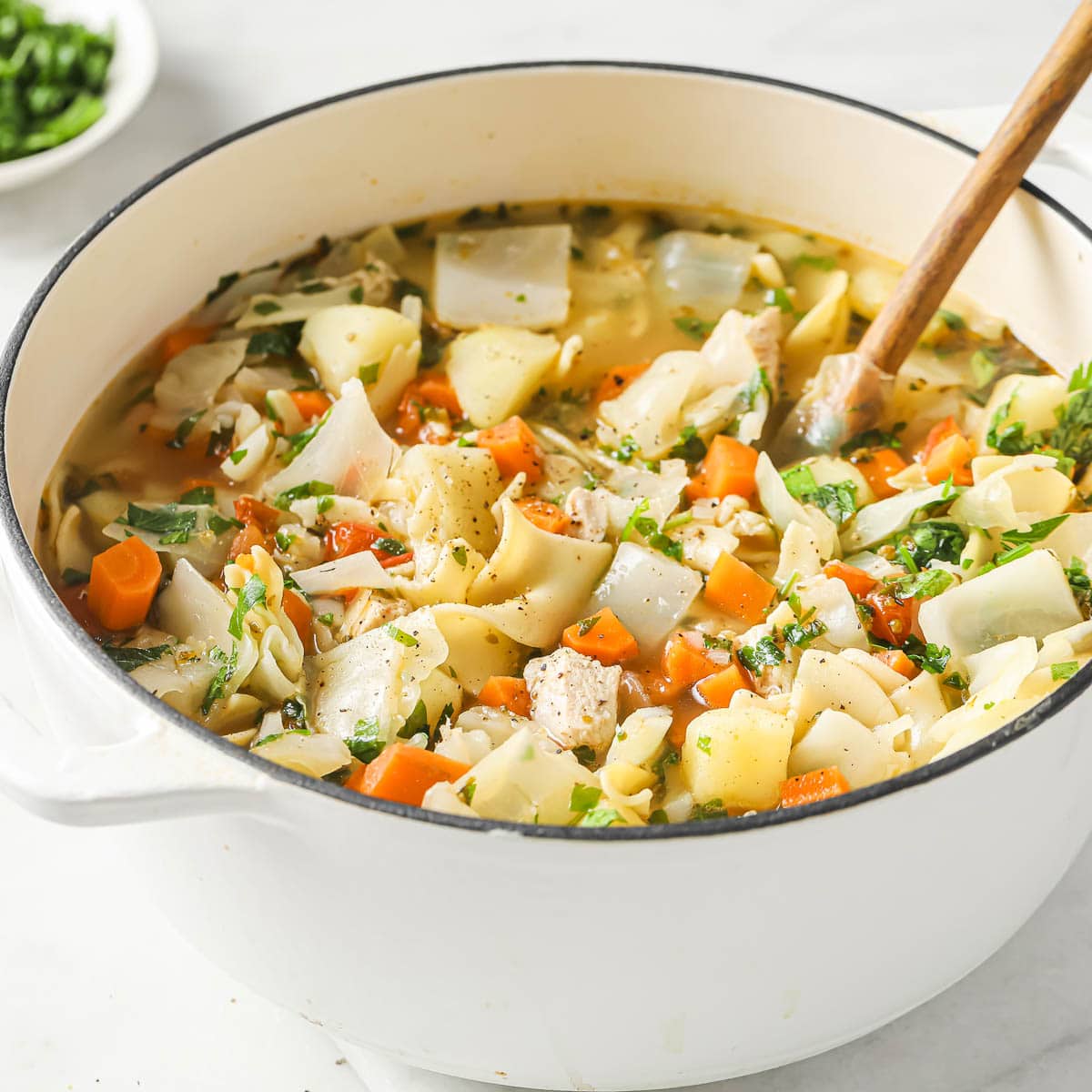 Healthy Vegetable Chicken Noodle Soup: Comfort in a Bowl